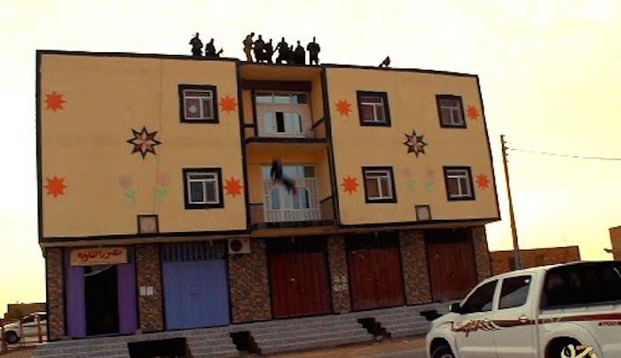 L’Etat Islamique poste des images d’un gay jeté du toit d’un immeuble