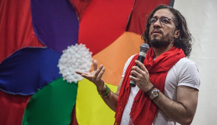 La figure de proue des droits LGBT au Brésil choisit l’exil