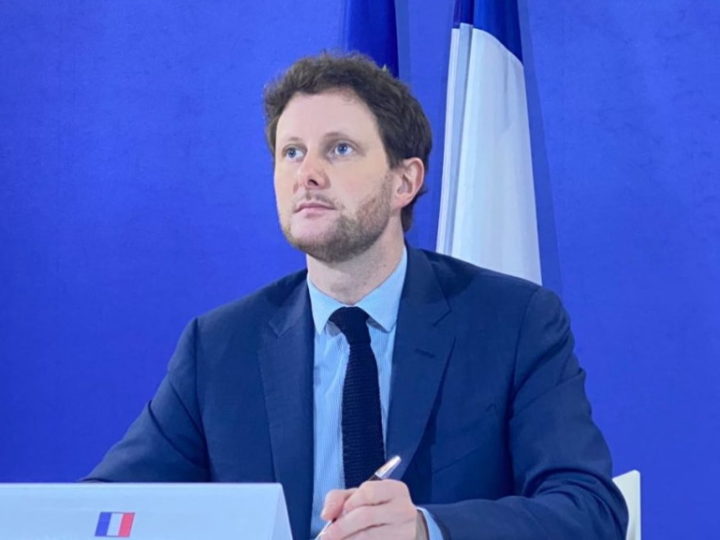 Un ministre français s’invite dans une «zone sans idéologie LGBT»