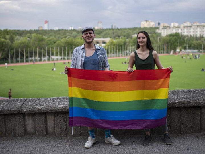 Étudiants en procès pour avoir organisé une Pride sur leur campus
