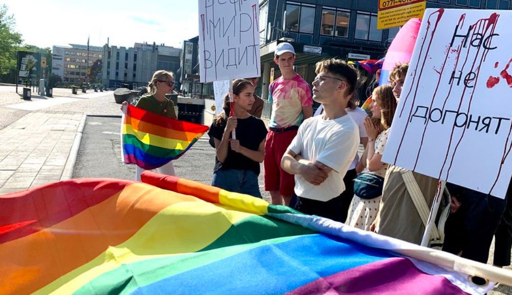 Les législateurs russes proposent d’étendre la loi sur la «propagande gay» aux adultes